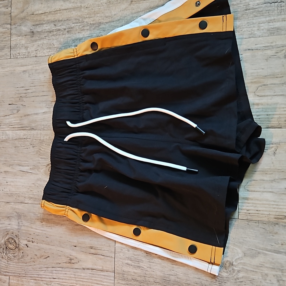 SO track shorts
